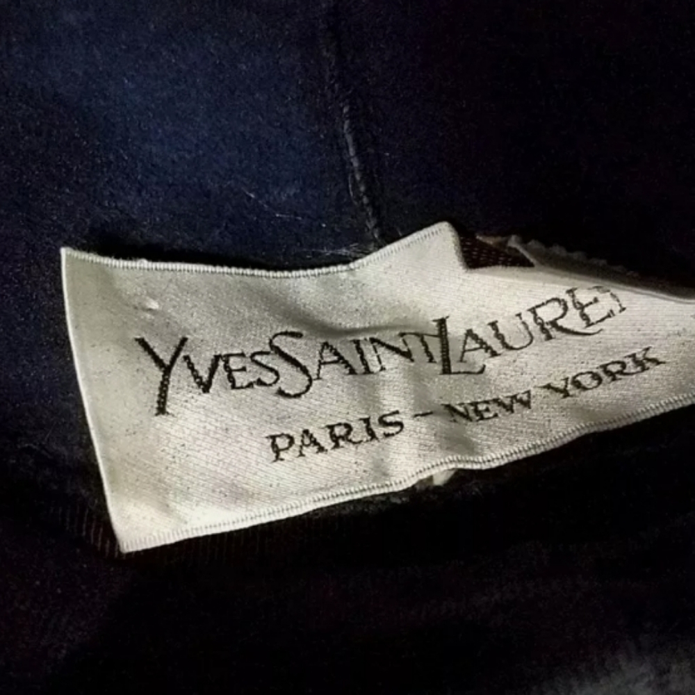 Yves Saint Laurent Black Faux Fur on Suede - Picture 7 of 8